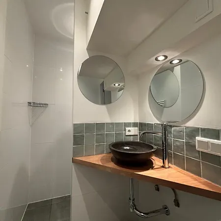 Bed & Breakfast Mamaloutje 3*