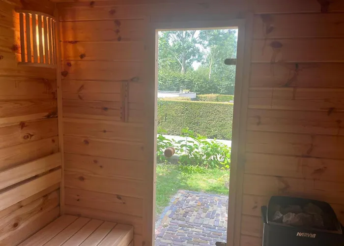 Bed and breakfast Mamaloutje 3*